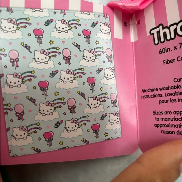 Hello Kitty NEW RELEASE Blue Balloon & Bows Plush Throw Blanket New Release - Picture 5 of 5